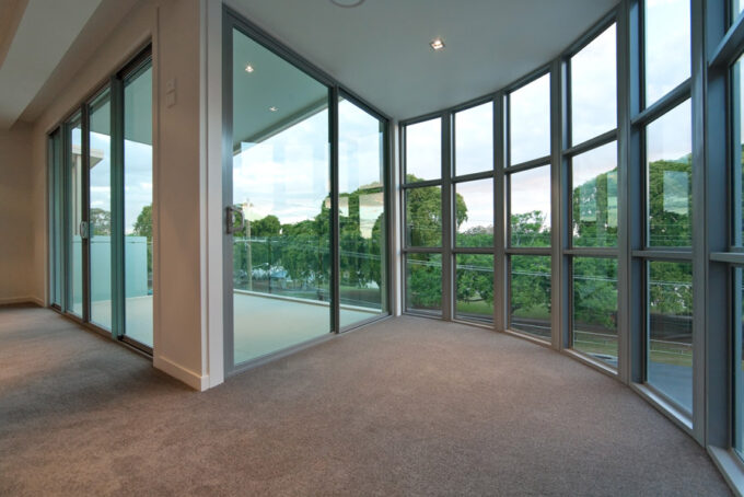 Series 542 Residential Stacking Sliding Door